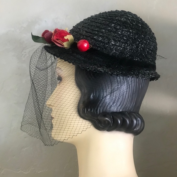 CHARISMATIC 1930s\' BLACK STRAW TOQUE WITH IMITATION CHERRIES, FLOWERS & VEIL main image 11
